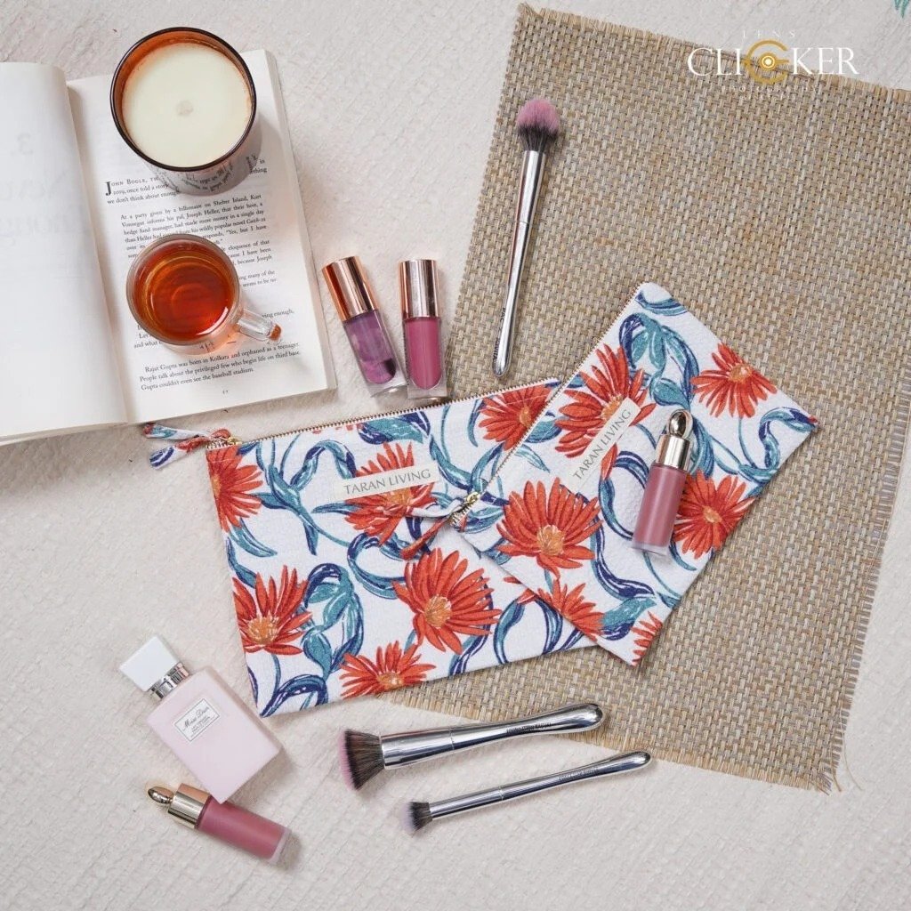 LensClicker: Your Go-To Product Photographer