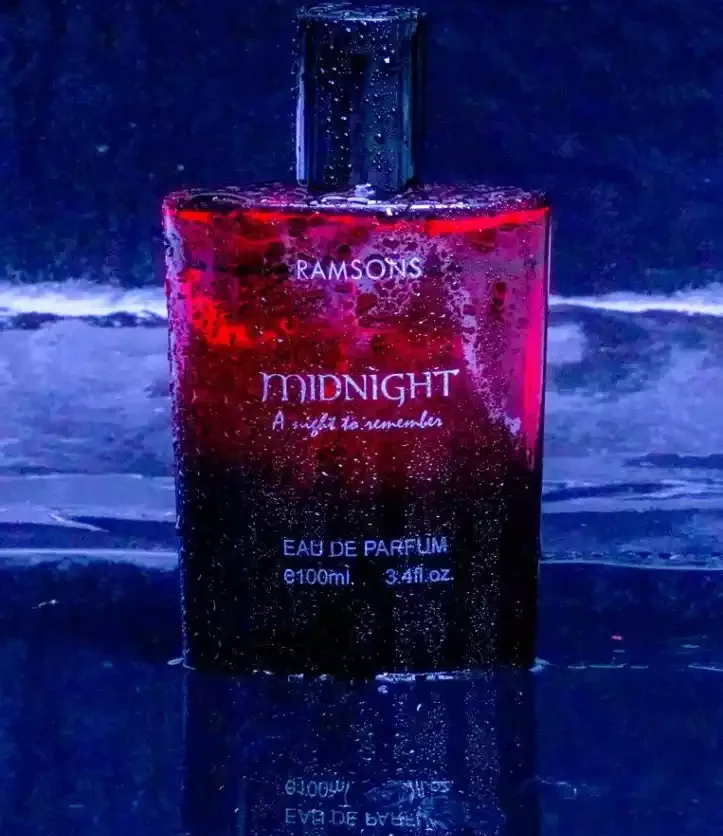 Get professional product photography with LensClicker for e-commerce, jewelry, fashion, and more. Book your shoot today