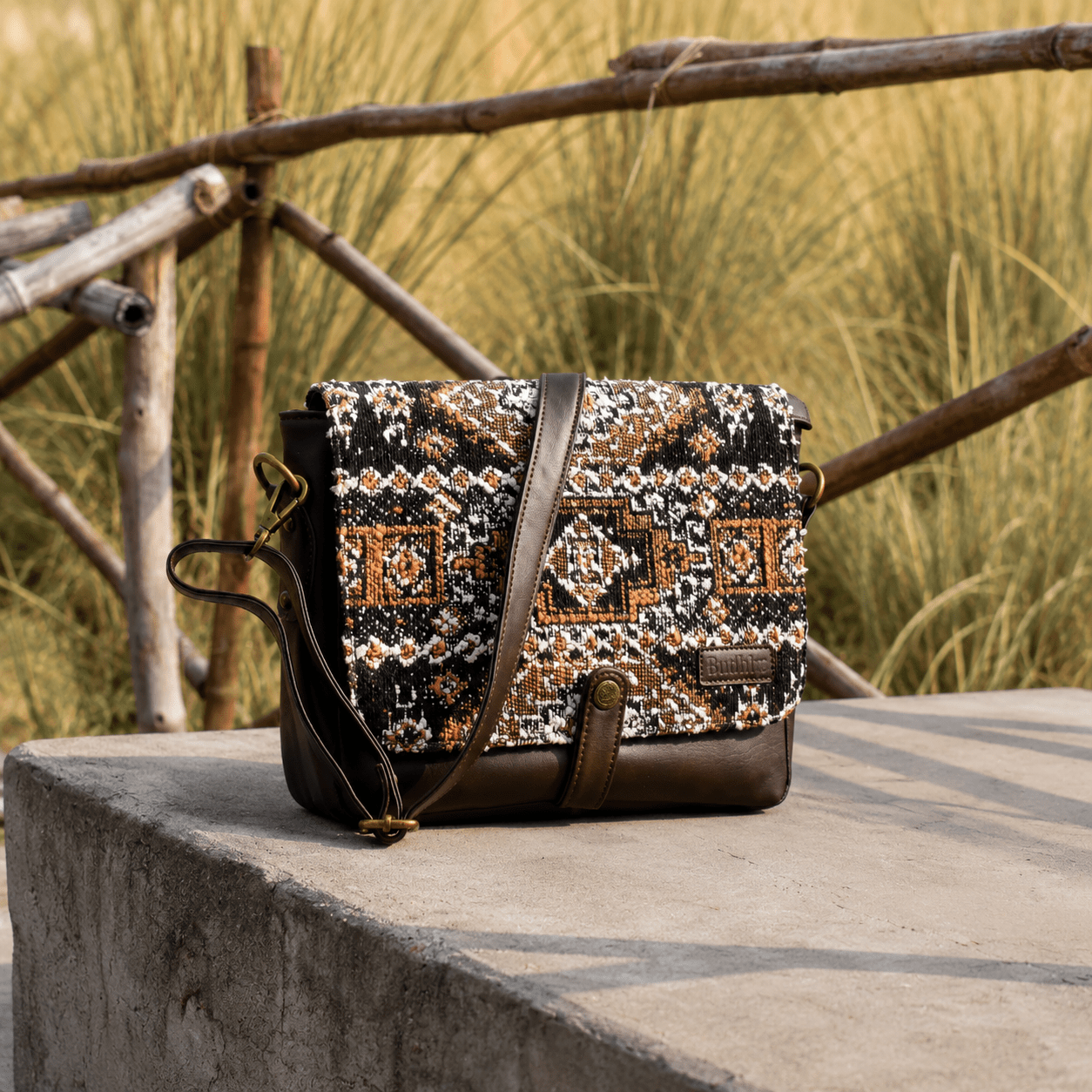 Handbag photography for fashion brands and e-commerce